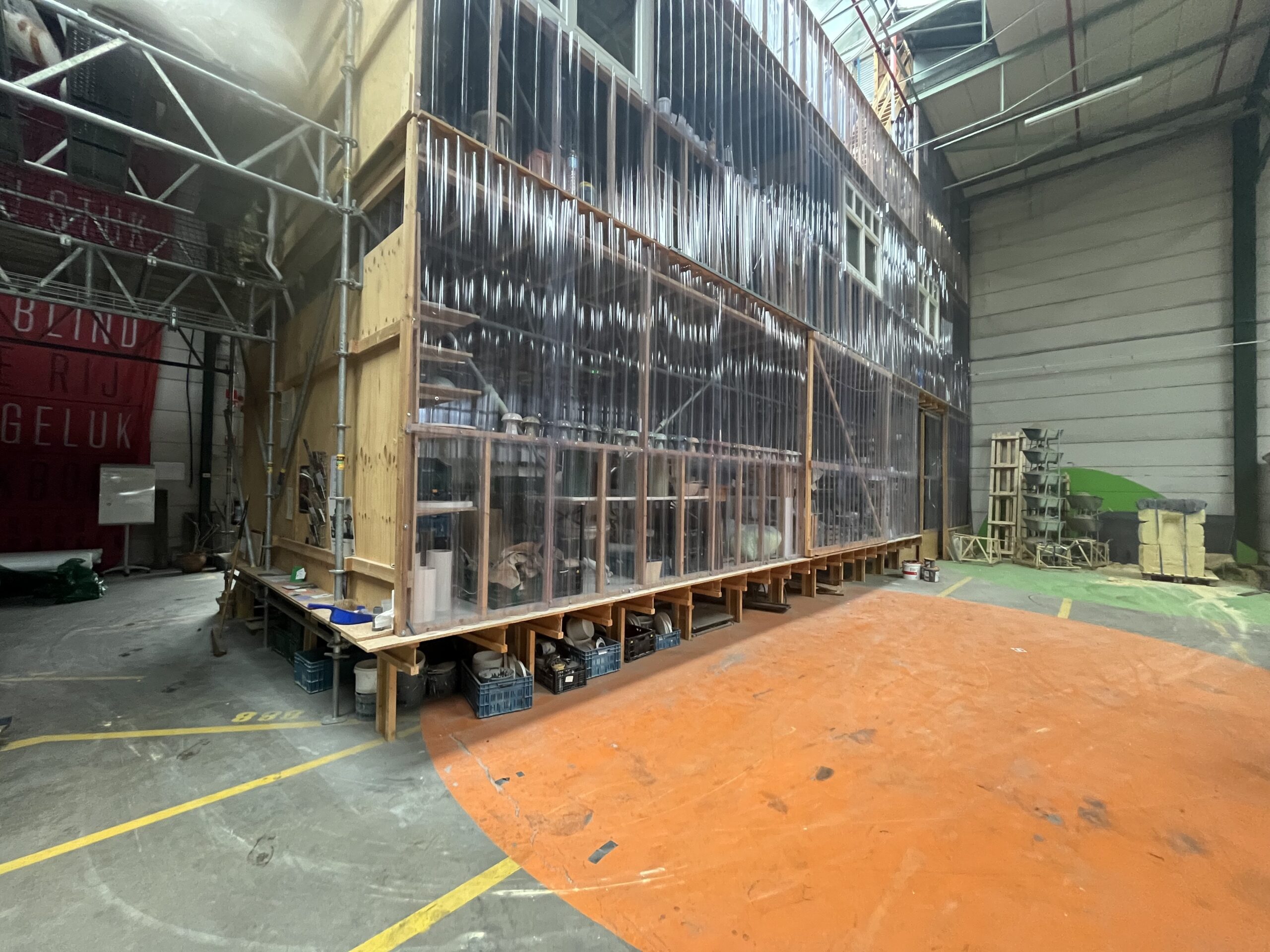 Hal middenplein gelijkvloers (unit 2)